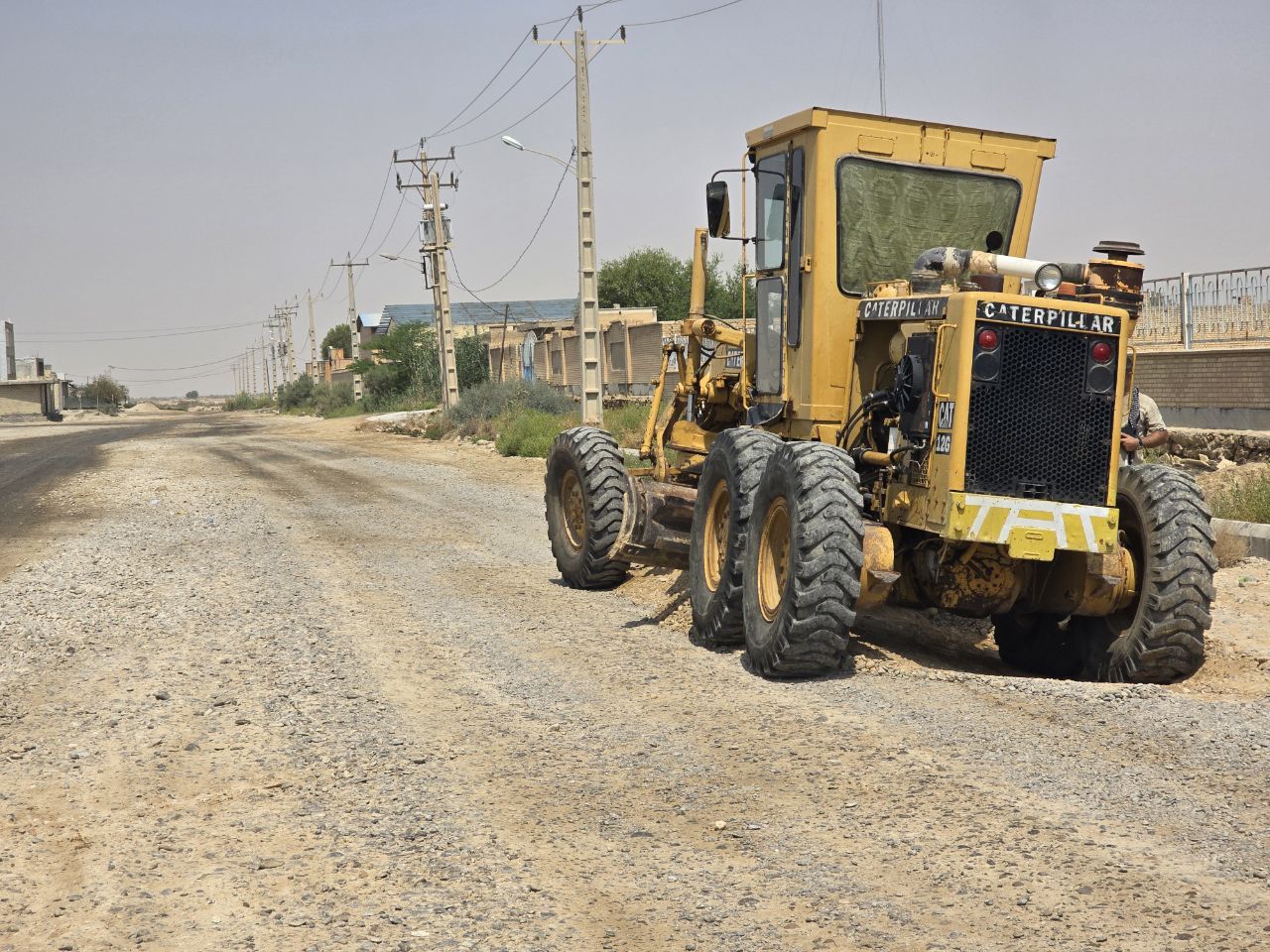 عملیات زیرسازی، آسفالت‌ریزی و ایجاد آیلند در خیابان‌های مجاور هواشناسی و کوی دانش هندیجان در برنامه کاری قرار گرفت 