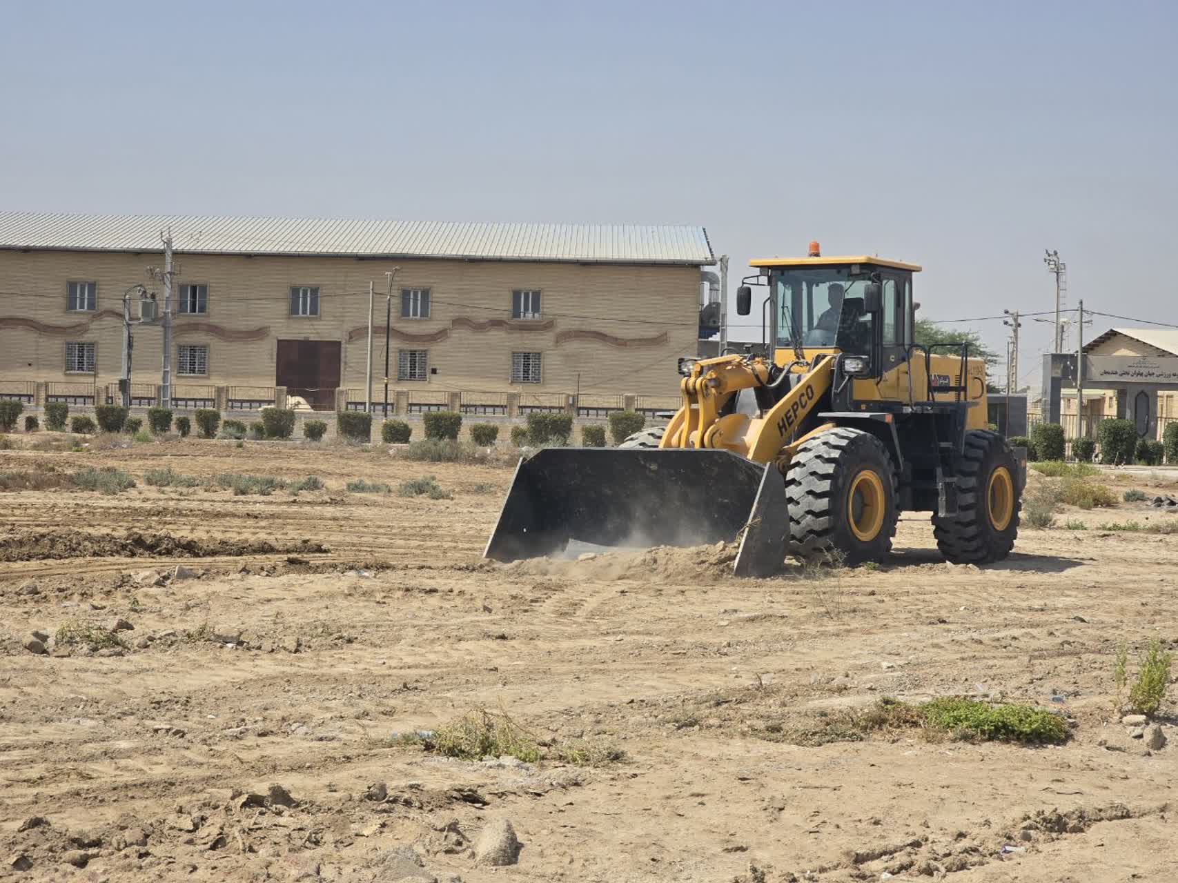 عملیات طرح توسعه فضای سبز پارک ۱۸ فروردین در برنامه کاری شهرداری قرار گرفت